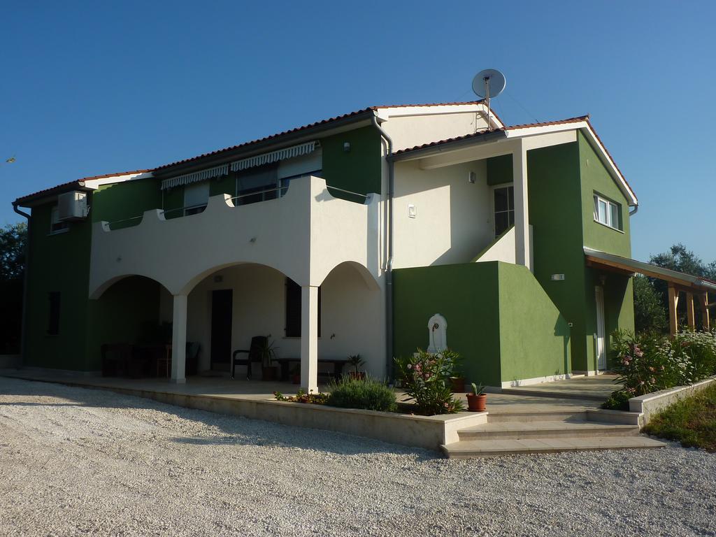 Apartment Greeny Galižana Εξωτερικό φωτογραφία